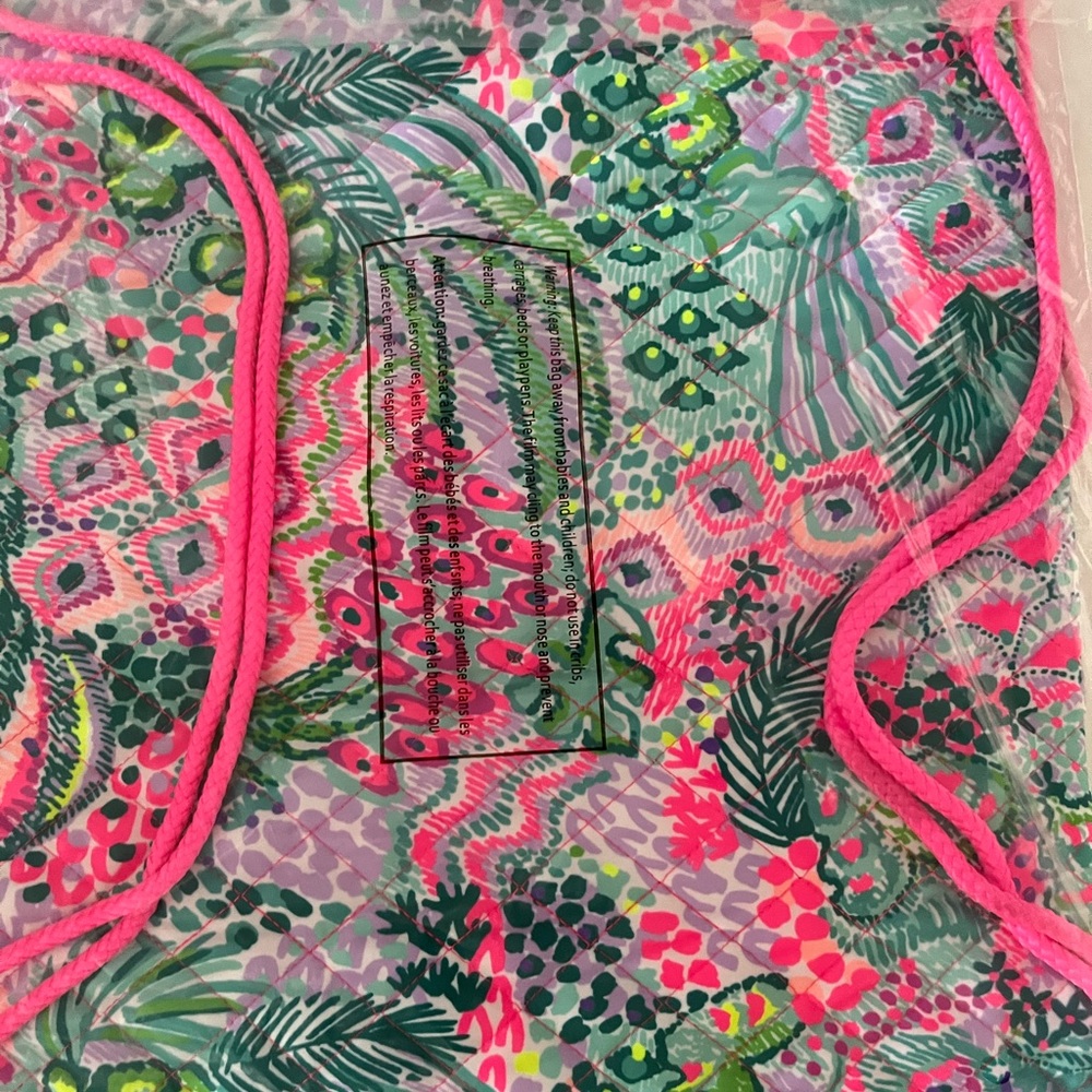 Lilly Pulitzer Drawstring bag New in Plastic